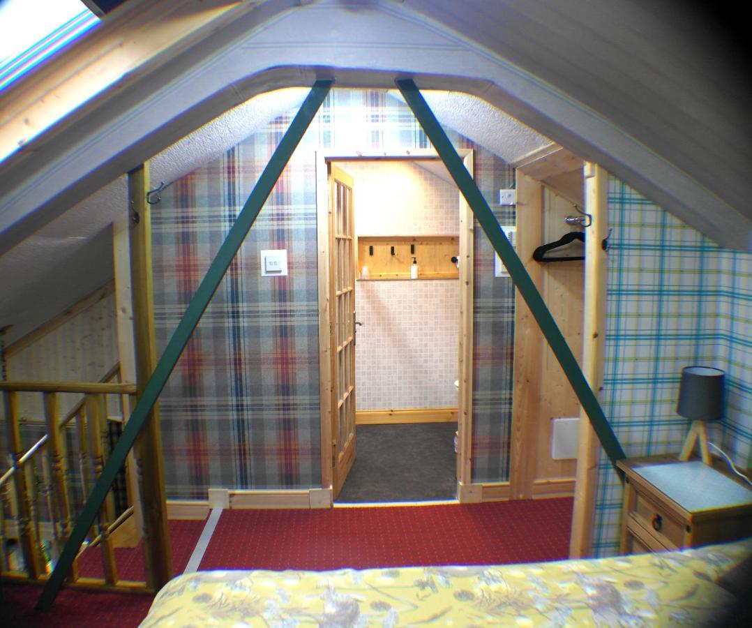 The Steading Highland Glen Lodge ดรัมนาดรอคิท ภายนอก รูปภาพ